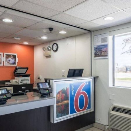 Motel 6 Chicago Southwest - Aurora Luaran gambar
