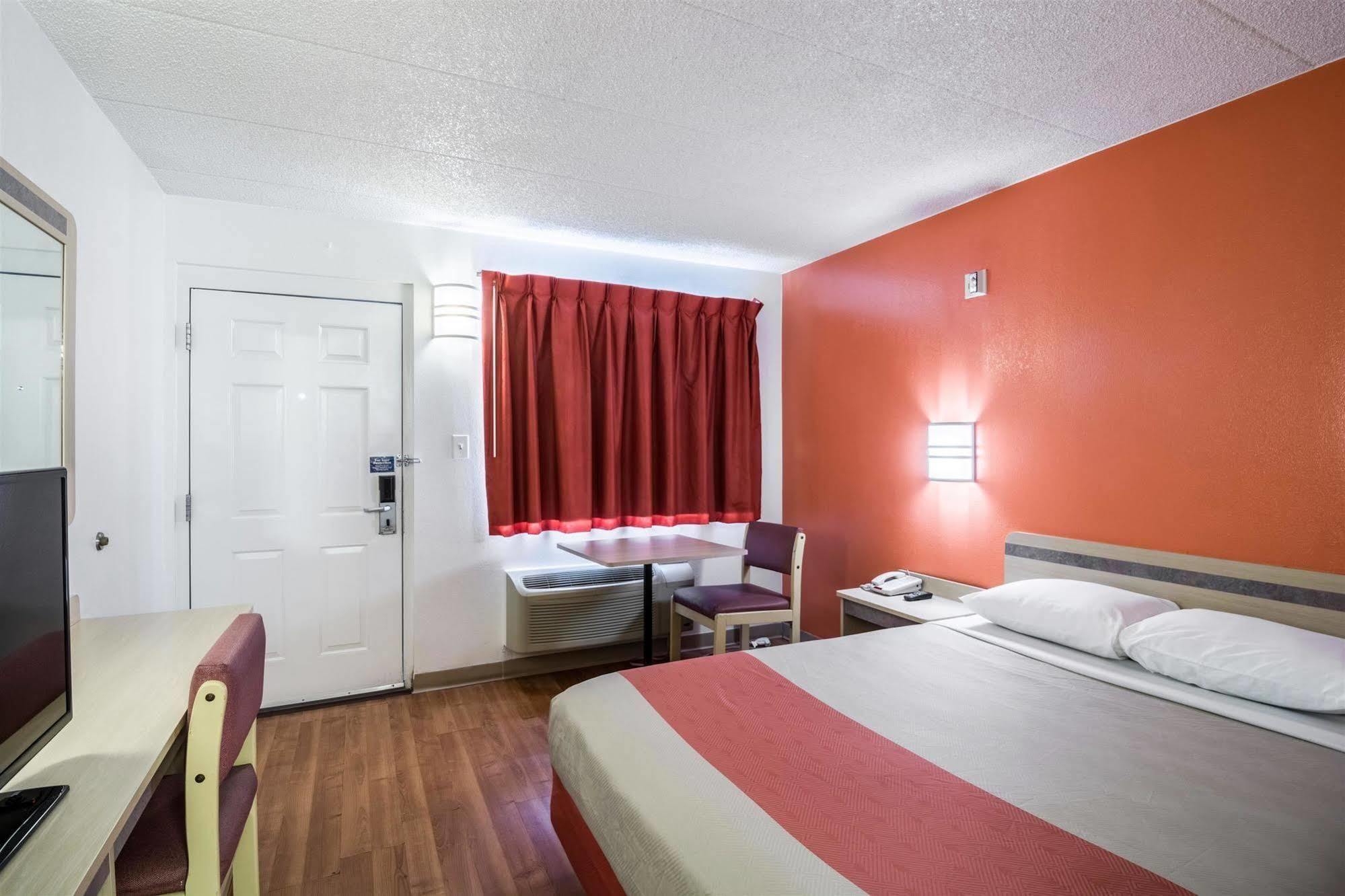 Motel 6 Chicago Southwest - Aurora Luaran gambar