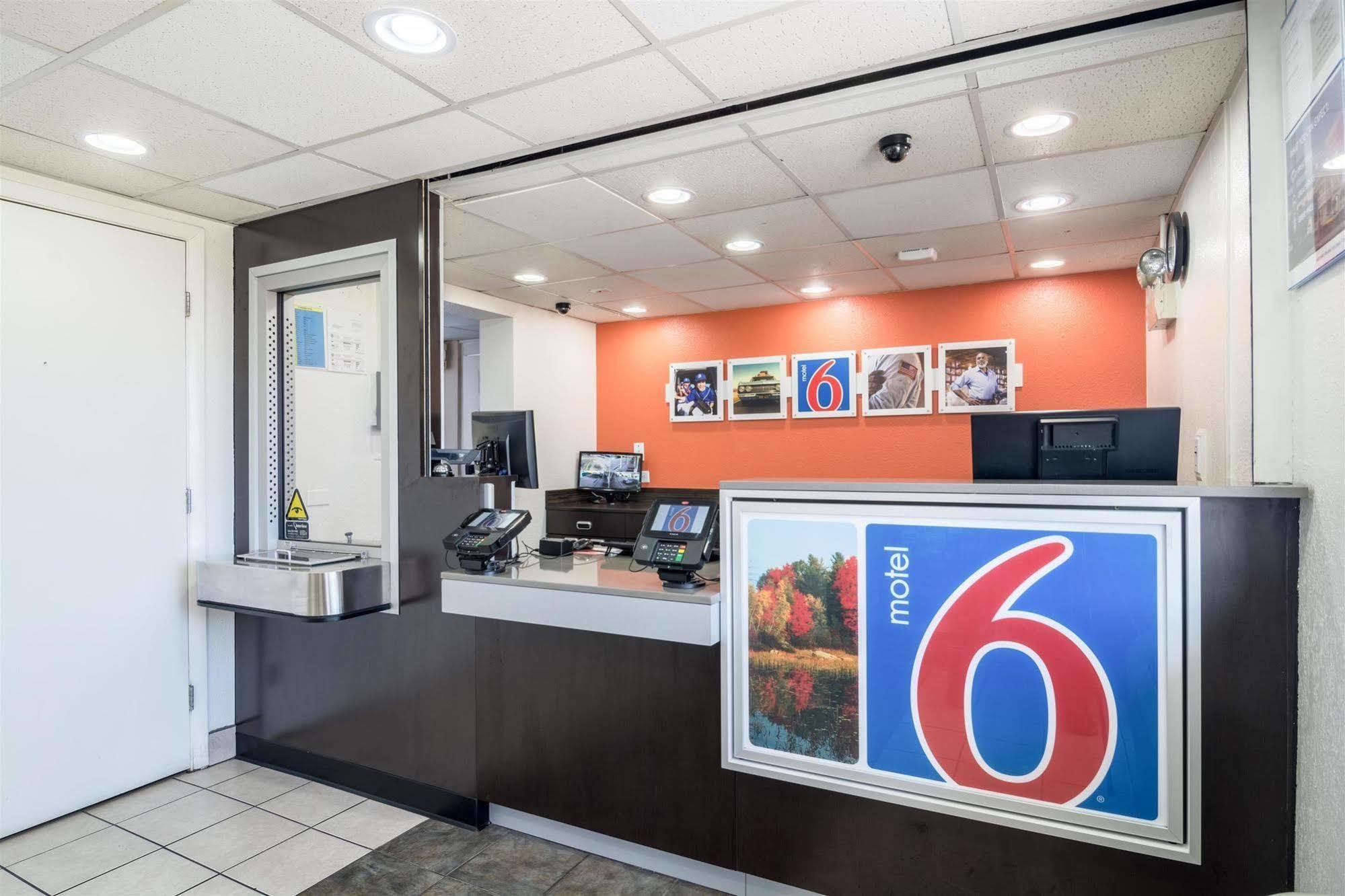 Motel 6 Chicago Southwest - Aurora Luaran gambar
