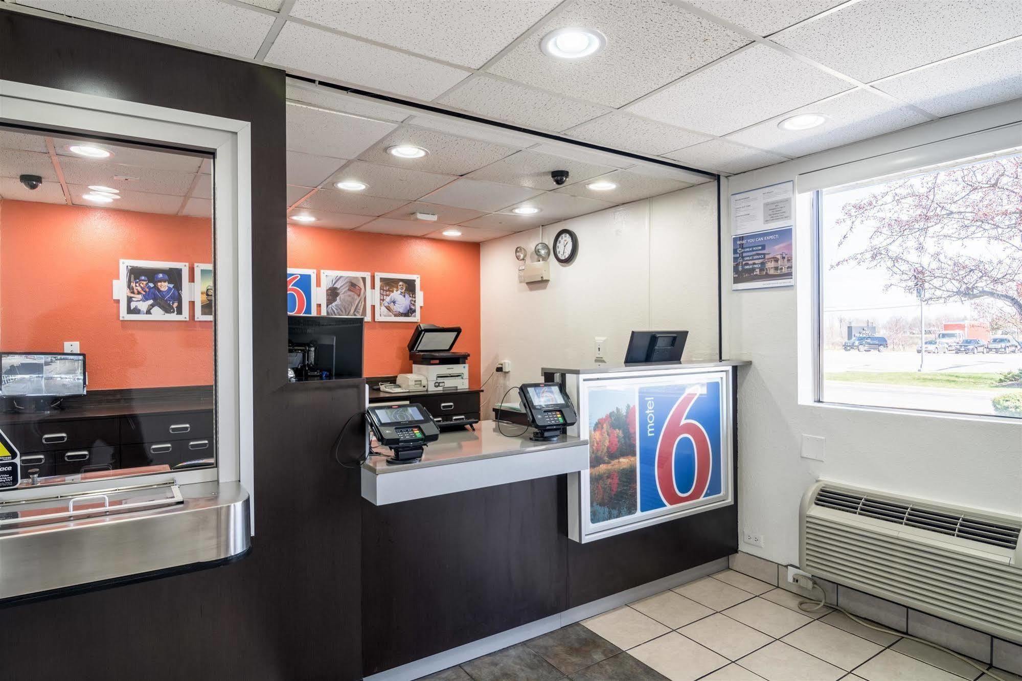 Motel 6 Chicago Southwest - Aurora Luaran gambar
