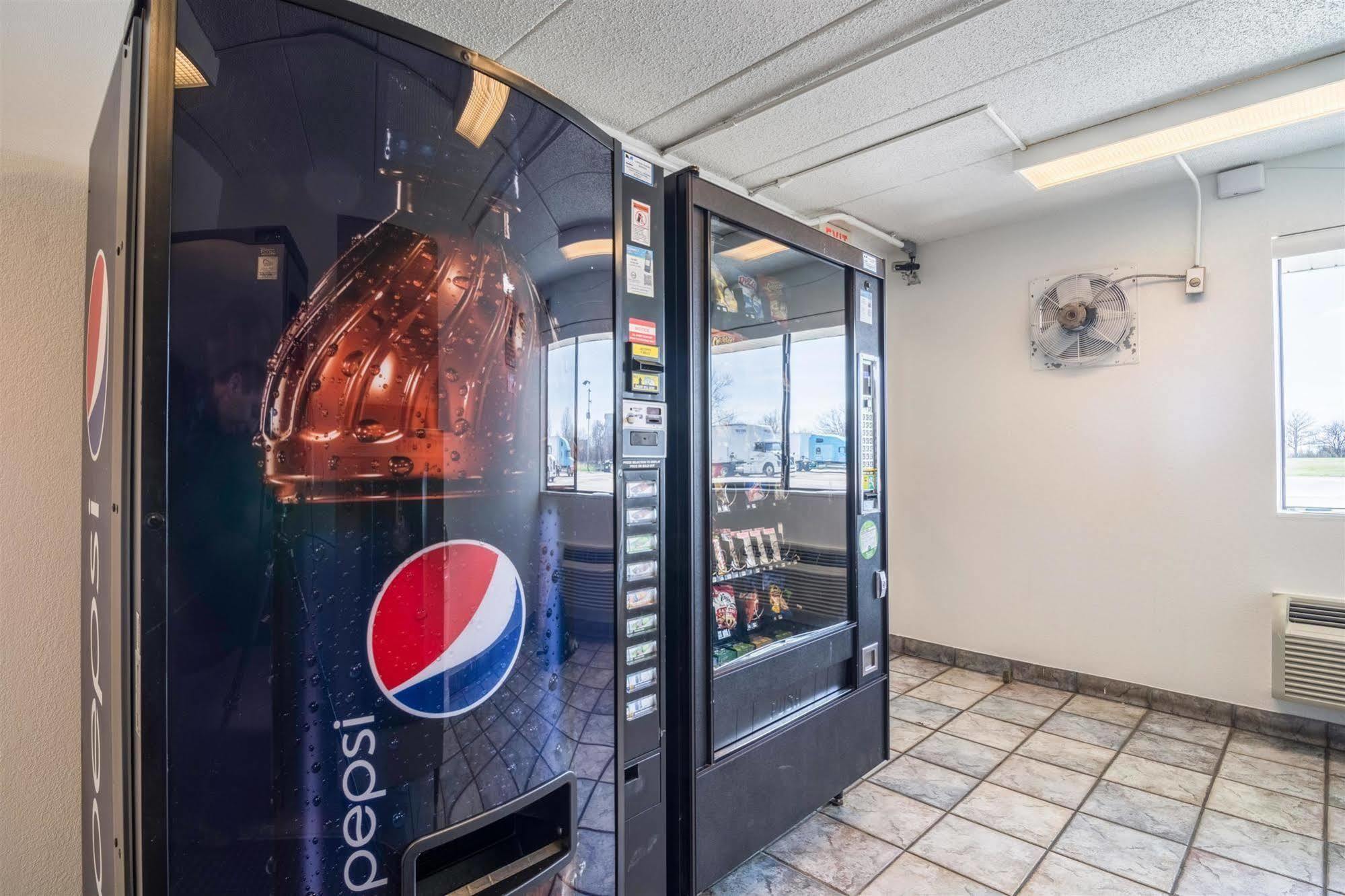 Motel 6 Chicago Southwest - Aurora Luaran gambar